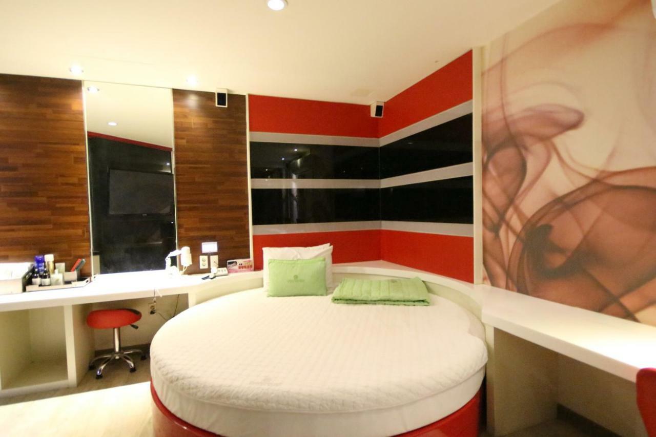 Dongrae Vov Hotel Puszan Kültér fotó
